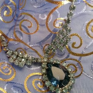 BLUE STONE NECKLACE WITH CUBIC ZIRCONIA